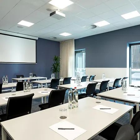 Otel Courtyard By Marriott Arena Atlas Amsterdam