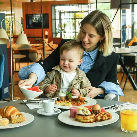 Courtyard By Marriott Arena Atlas Otel Amsterdam