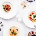 Courtyard By Marriott