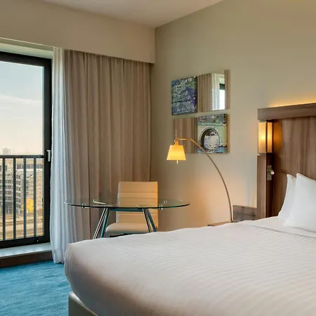 Hotel Courtyard By Marriott Arena Atlas