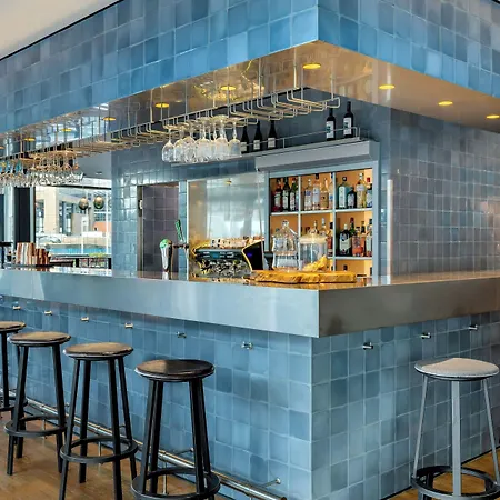 Hotel Courtyard By Marriott