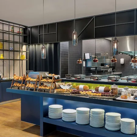 Hotel Courtyard By Marriott 4*