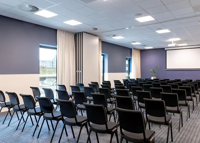 Courtyard By Marriott Arena Atlas