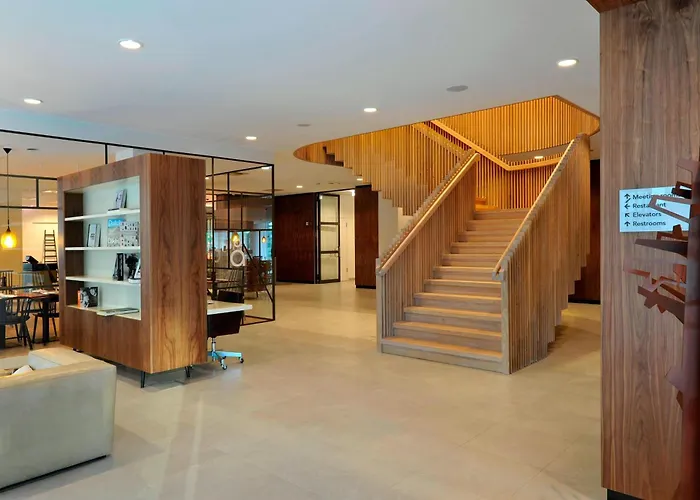 Courtyard By Marriott Arena Atlas Hotel