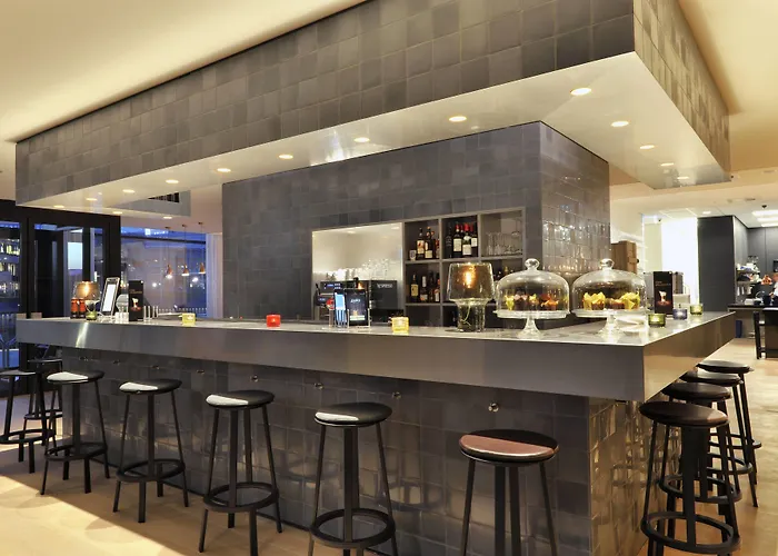 Courtyard By Marriott