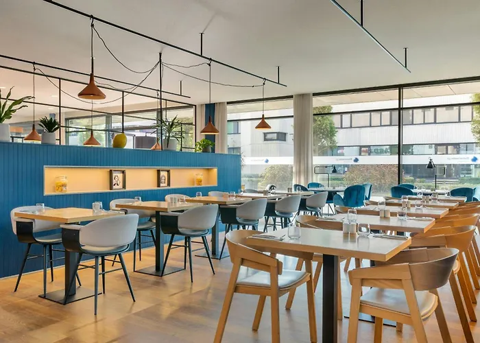 Courtyard By Marriott Arena Atlas 4*