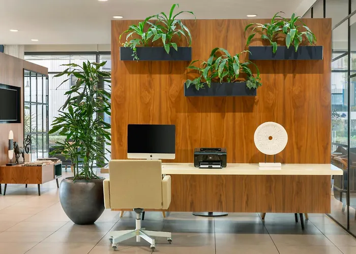 Courtyard By Marriott Arena Atlas Hotel