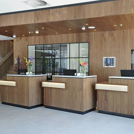 Hotel Courtyard By Marriott Arena Atlas