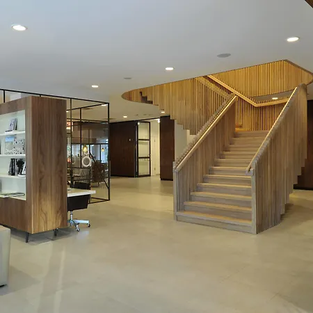 Courtyard By Marriott Arena Atlas