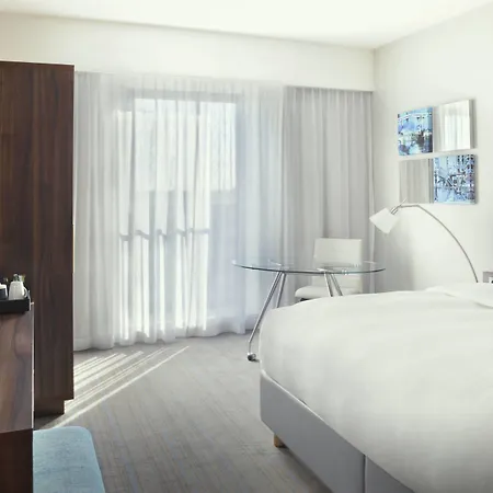 Courtyard By Marriott Arena Atlas Hotel 4*