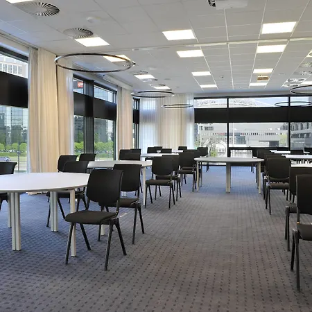 Courtyard By Marriott Ξενοδοχείο