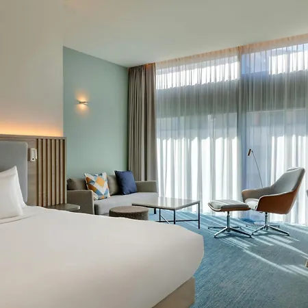 Ξενοδοχείο Courtyard By Marriott 4*